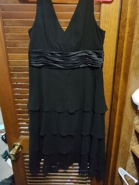 Vintage Jones Wear Little Black Dress V Neckline With Ruffle Tiers *NWOT*